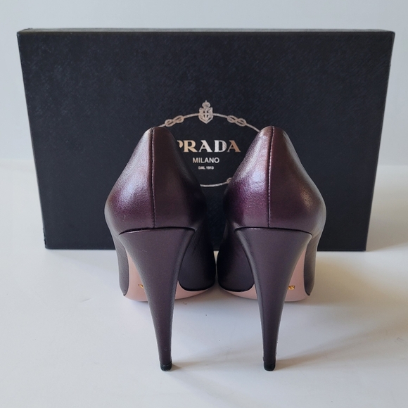 NWT Prada Vitello Mordore Ribes Purple Metallic Open Toe Leather Pump EU 37/US 7 - Picture 3 of 12